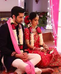 ZeeWorld Gossip News - WEDNESDAY UPDATE ON THE GOOD SON Vedant and Purva  come for the college reunion. College old students come there on stage one  by one. Purva comes to Vedant.